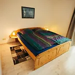 Hansenboese Apartament *